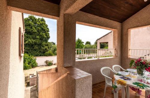 Santa-Maria-Poggio Apartment | Apartment Dami II-2 by Interhome