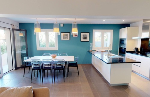 Calvi Apartment | Apartment-F4 120m²-Ensuite-Apartment-Pool view