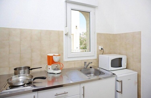 L'Ile-Rousse Apartment | Apartment in Île Rousse near Sandy Beaches