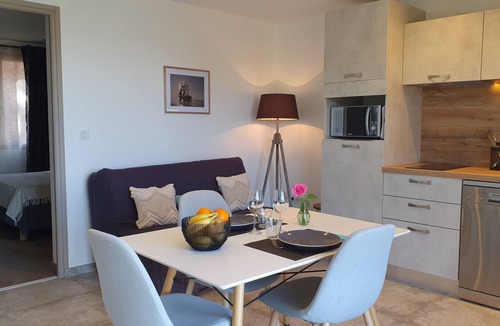 Galeria Apartment | Apartment in a quiet neighbourhood with view of the sea and mountain