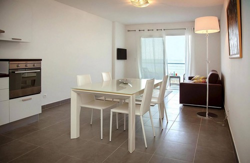 Macinaggio Apartment | Apartment in Macinaggio by the Marina