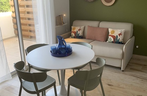 Bravone Apartment | APARTMENT Les PIEDS DANS L'EAU - Sea view - 2 to 4 people