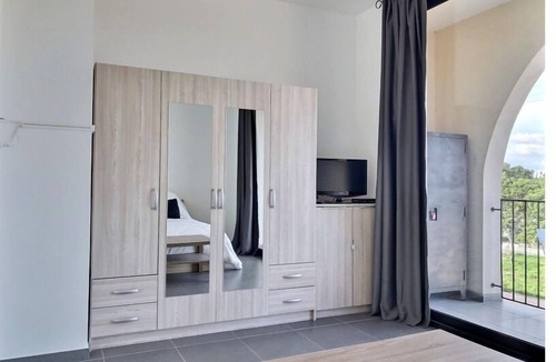 Lozari Apartment | Apartment near the beach