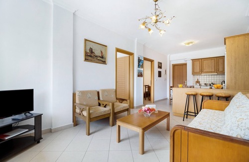 Pondi Apartment | Apartment 'Panorama 1' with Sea View, Wi-Fi and Air Conditioning