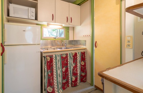 Talasani Apartment | Apartment 'Rico Plage 4 Personnes' with Private Terrace, Wi-Fi and Air Conditioning