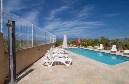 Albitreccia Apartment | Apartment 'Superbe Neuf Climatisé' with Sea View, Wi-Fi and Air Conditioning
