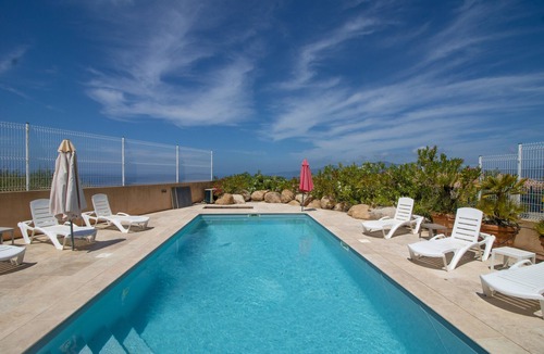 Albitreccia Apartment | Apartment 'Superbe Neuf Climatisé' with Sea View, Wi-Fi and Air Conditioning