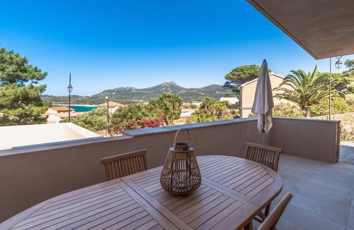 Algajola Apartment | Apartment T2 Ground floor, a few meters from the beach