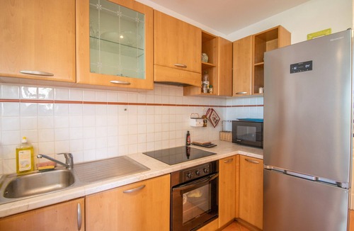 Marine de Saint Ambroggio Apartment | Apartment 'T4 Marine Sant'ambroggio' with Private Garden, Wi-Fi and Air Conditioning