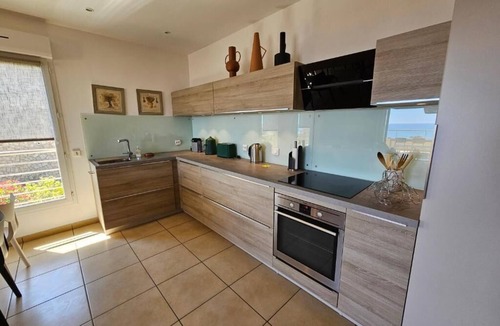 Solenzara Apartment | Apartment with sea view, 5 minutes from the port of Solenzara
