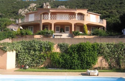 Sainte-Lucie-de-Tallano House | APPARTEMENT CARDU