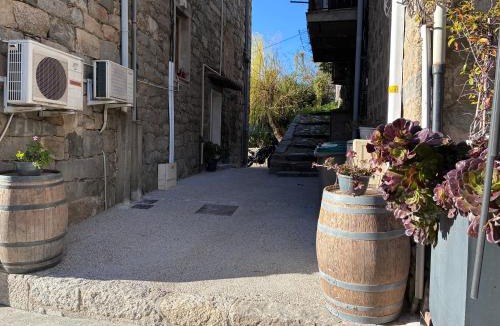 Sainte-Lucie-de-Tallano Apartment | Appartement Sainte Lucie de Tallano,2 personnes au centre du village