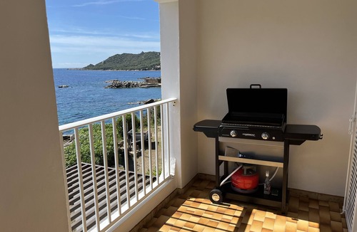 Casaglione Apartment | Appartement à Tiuccia, les Pieds Dans L'eau, Climatisé, Wifi