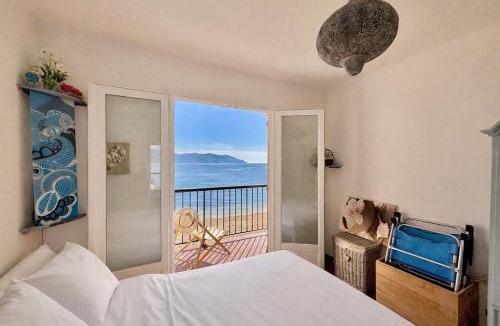 Tiuccia Apartment | Appartement 1 chambre pieds dans l'eau TIUCCIA