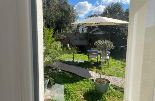 Residences du Golfe de Lava Apartment | Appartement avec jardin