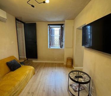 Pietranera Apartment | Appartement cosy dans les ruelles de Pietranera