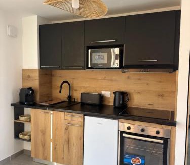 Lecci Apartment | Appartement dans résidence 3 étoiles