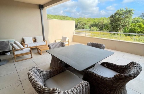 Albitreccia Apartment | Appartement Neuf Élégant à Agosta Plage - Votre Évasion Soleil et Mer