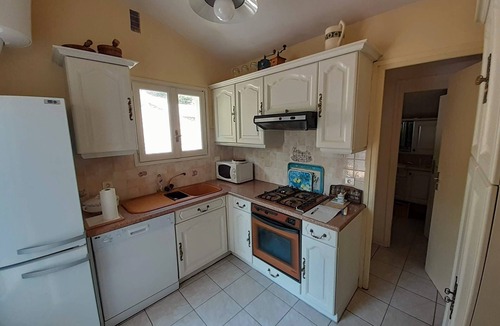 Cognocoli-Monticchi Apartment | Appartement 3 Pièces Situé au Deuxième Étage D'une Maison de Village en Pierre