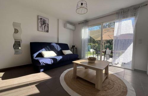 Poggio-Mezzana Apartment | Appartement jardin à deux pas de la mer Classé 3 étoiles