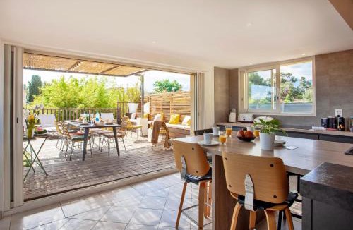 Calvi Apartment | Appartement "Jasmin" 3 chambres avec grande terrasse 6 à 8 personnes