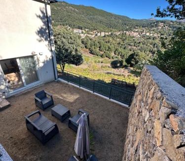Vico Apartment | Appartement proche de la rivière et de la plage !