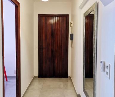 Bastia Apartment | Appartement spacieux à Bastia avec vue mer et montagne.