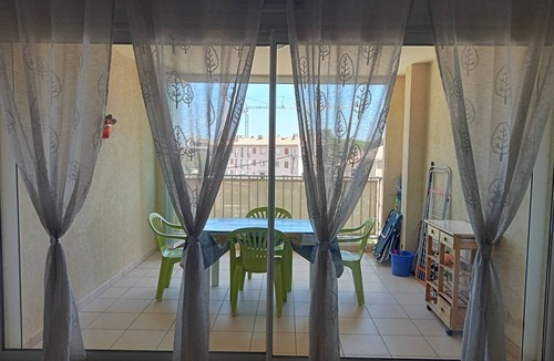 L'Ile-Rousse Apartment | Appartement T2 en Résidence Tout Confort