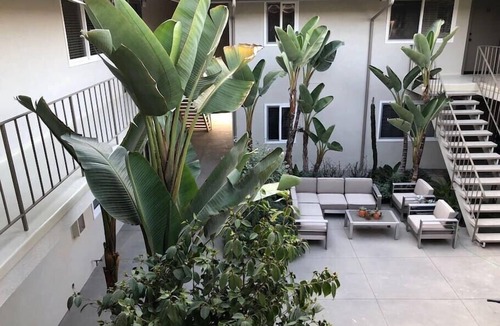 Carpinteria Apartment | Apt 12: Stunning 2-bed 2-bath Apt Steps to Beach