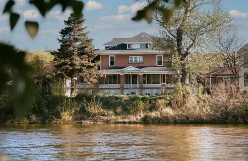 Heart of Missoula Apartment | Apt. # 4 - Goldsmith's River Front Inn - Flathead Apartment