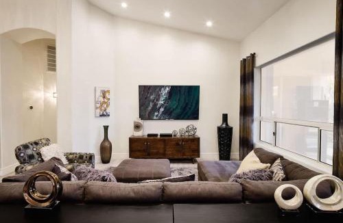 Arabian Crest House | Arabian Nights - Private Pool - Hot Tub - Games!