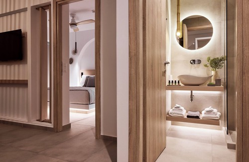 Kamares Hotel | Arcos Suites Sifnos