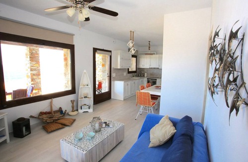Pisses Apartment | Aristeos beach-front luxury 2-bdrm apt, tranquil location, sea-viewing, on beach