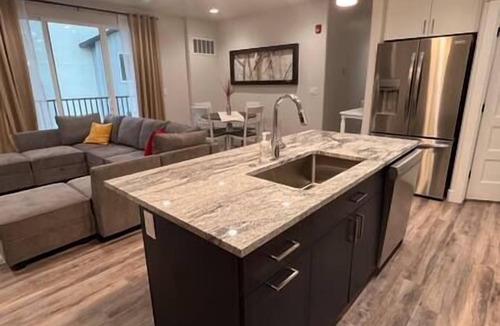 Richfield Apartment | Aspen Heart Suite - Castle Rock Condos