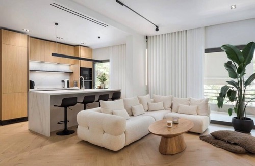 Vari-Voula-Vouliagmeni Apartment | Athenian Riviera Cozy Residence I Charming 2-bedroom apartment in Varikiza