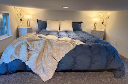 Sagle House | Atlas Retreat: Hot Tub, Sauna, Cold Plunge