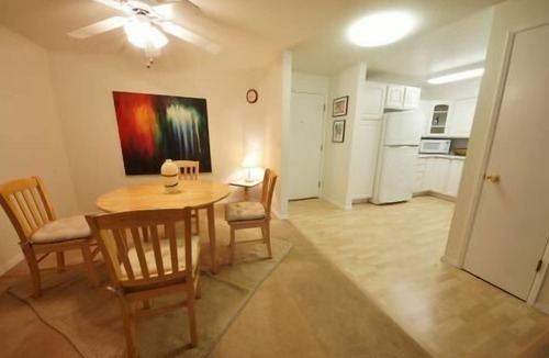 Sherwood - Tualatin South House | Attractive & Comfortable Upscale Condo Close to Everything