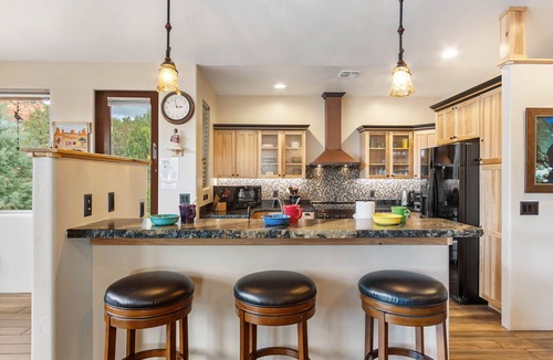 West Sedona House | Avalon West, Red Rock Views From Every Room, Near Hiking, Peaceful