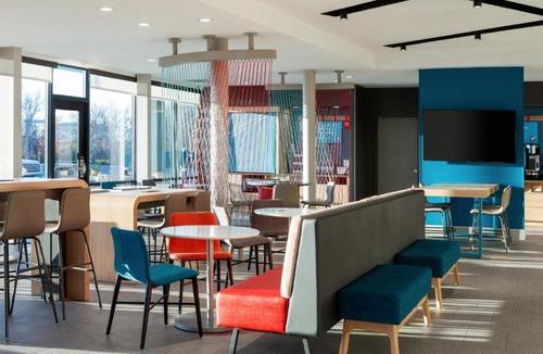 Victorville Hotel | avid hotel Victorville Hesperia by IHG