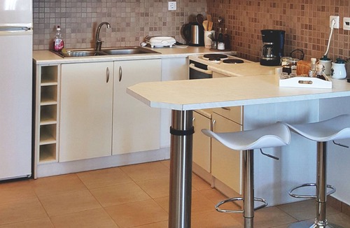 Exomvourgo Apartment | Avissalou Apartments - Thimari