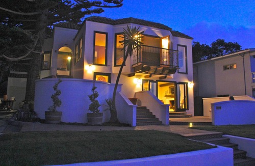 Pacific Grove Apartment | Award Winning Ocean Front Paradise 2 Bed 2 Bath Apartment.