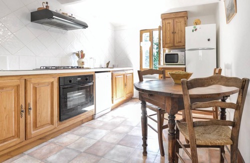 Calcatoggio Apartment | Awesome apartment in Calcatoggio