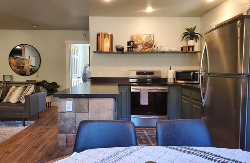 Payson Cabin | AWESOME ON POSSUM - Family Retreat, River Access