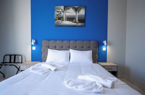 Theologos Hotel | Ayit Hotel