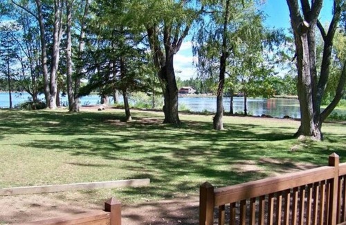 Pinetop-Lakeside Cabin | AZ Lakefront Paradise with Fireplace- Aspens Cabin