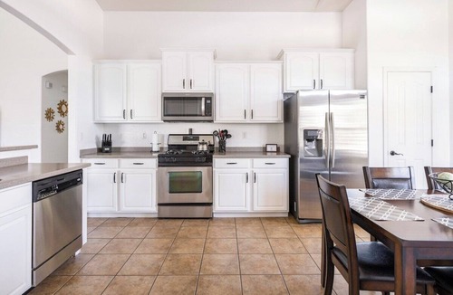 Rancho Gabriela House | AZ Sun Palm Retreat w/optional Private Heated Pool