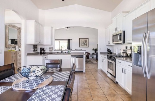 Rancho Gabriela House | AZ Sun Palm Retreat w/optional Private Heated Pool