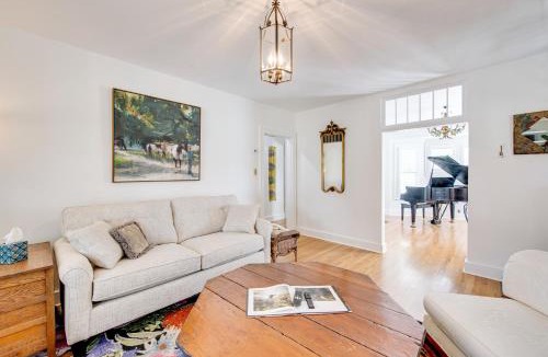 Lebanon House | 'Baby Grand on Main' Lebanon Home w/Game Room!