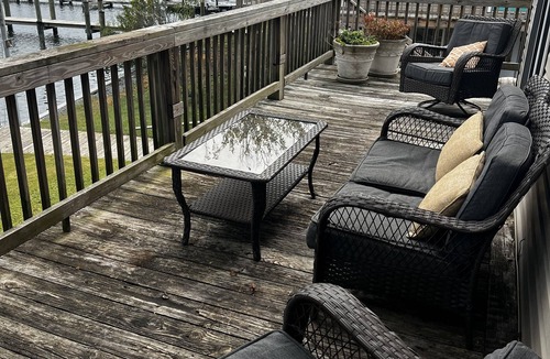 Solomons Villa | Back Creek Villa Open Deck Solomons Island Maryland