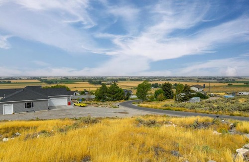 Idaho Falls Apartment | Balcony & Stunning Views: Airy Apt in Idaho Falls